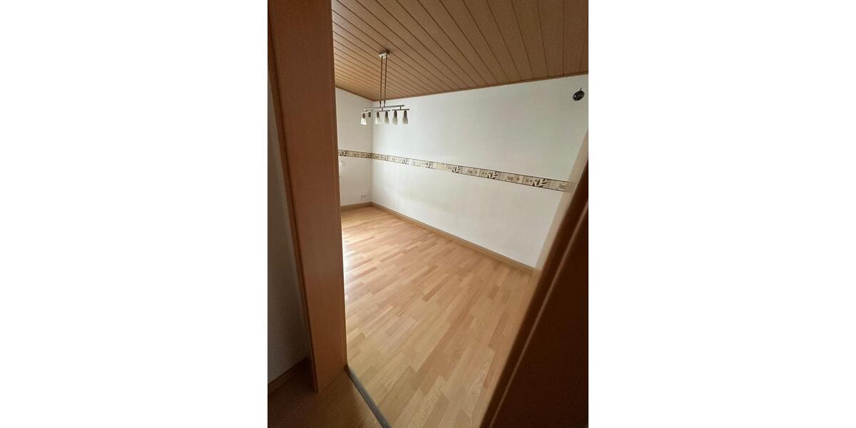 Etagenwohnung Bochum Bochum-Mitte - 4 Zimmer, 70 m&sup2;, 1.100&euro; | Angebot:26535428