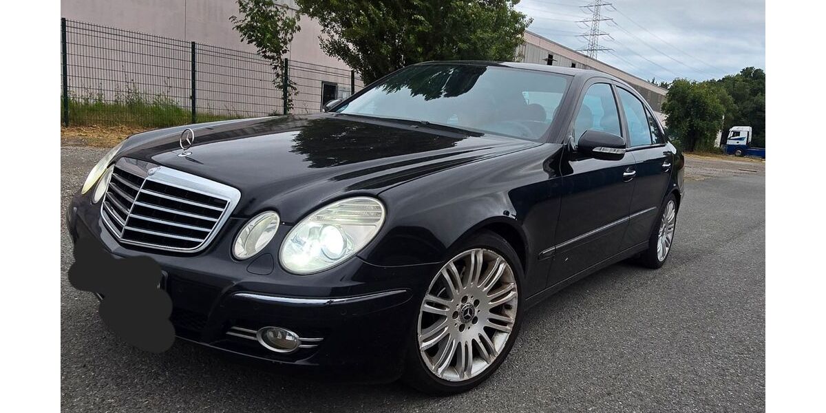 Mercedes-Benz E 280 308.000 km 9.950 &euro; Essen 45356