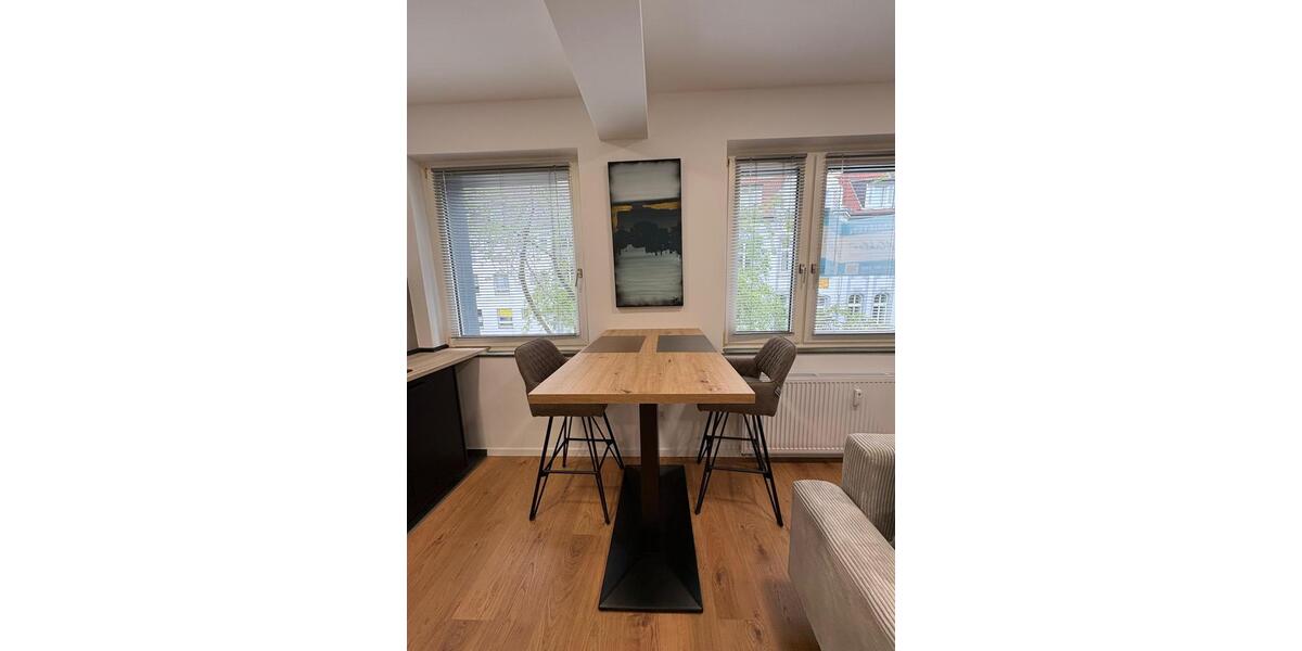 Etagenwohnung Essen Stadtbezirk II - 2 Zimmer, 55 m&sup2;, 1.300&euro; | Angebot:25887552