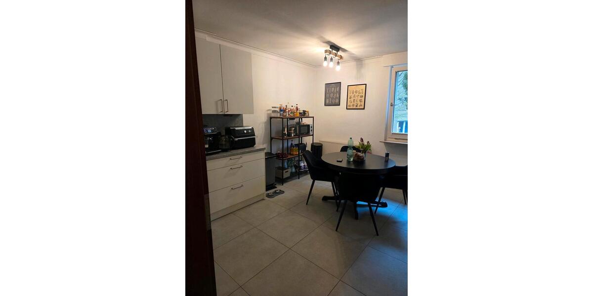 Etagenwohnung Gelsenkirchen Buer - 3 Zimmer, 93 m&sup2;, 950&euro; | Angebot:25936392