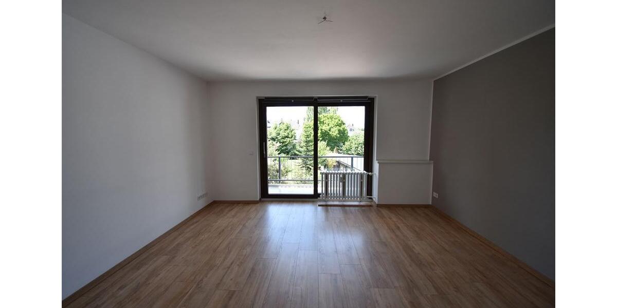 Etagenwohnung Essen Stadtbezirk VI - 4 Zimmer, 145 m&sup2;, 1.450&euro; | Angebot:22040281