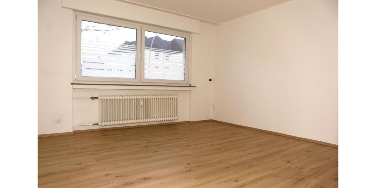 Erdgeschoßwohnung Gladbeck Brauck - 3.5 Zimmer, 105 m&sup2;, 845&euro; | Angebot:25923026