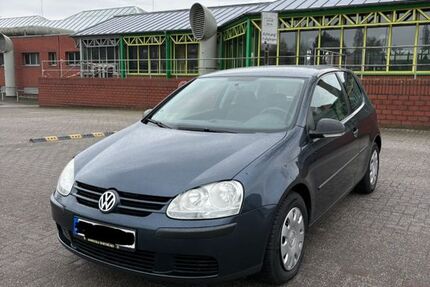 VW Golf 178.200 km 2.600 &euro; Recklinghausen 45661