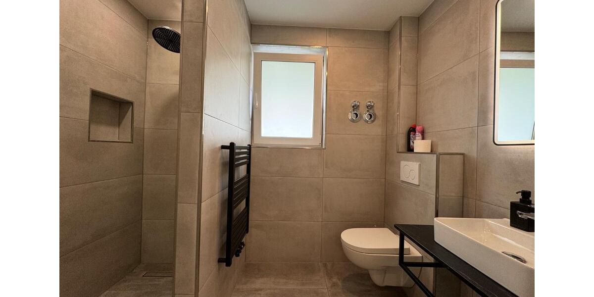 Etagenwohnung Essen Stadtbezirk VI - 2 Zimmer, 50 m&sup2;, 80&euro; | Angebot:24469220