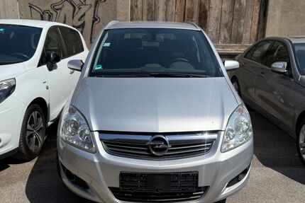 Opel Zafira 192.000 km 1.990 &euro; Essen 45143