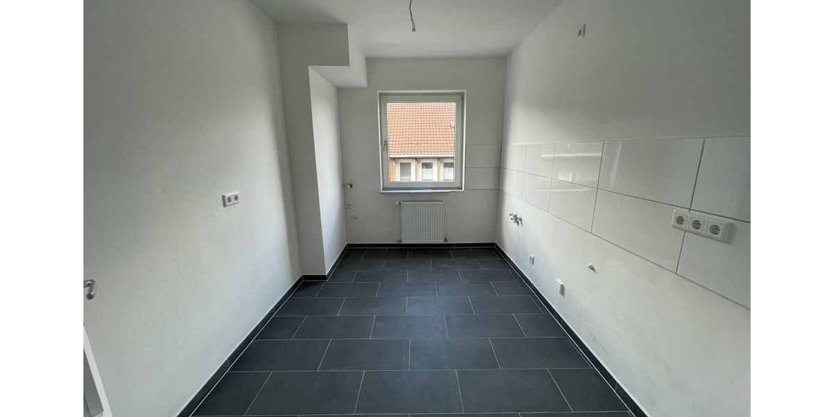 Etagenwohnung Gelsenkirchen Rotthausen - 3 Zimmer, 81 m&sup2;, 570&euro; | Angebot:25798810
