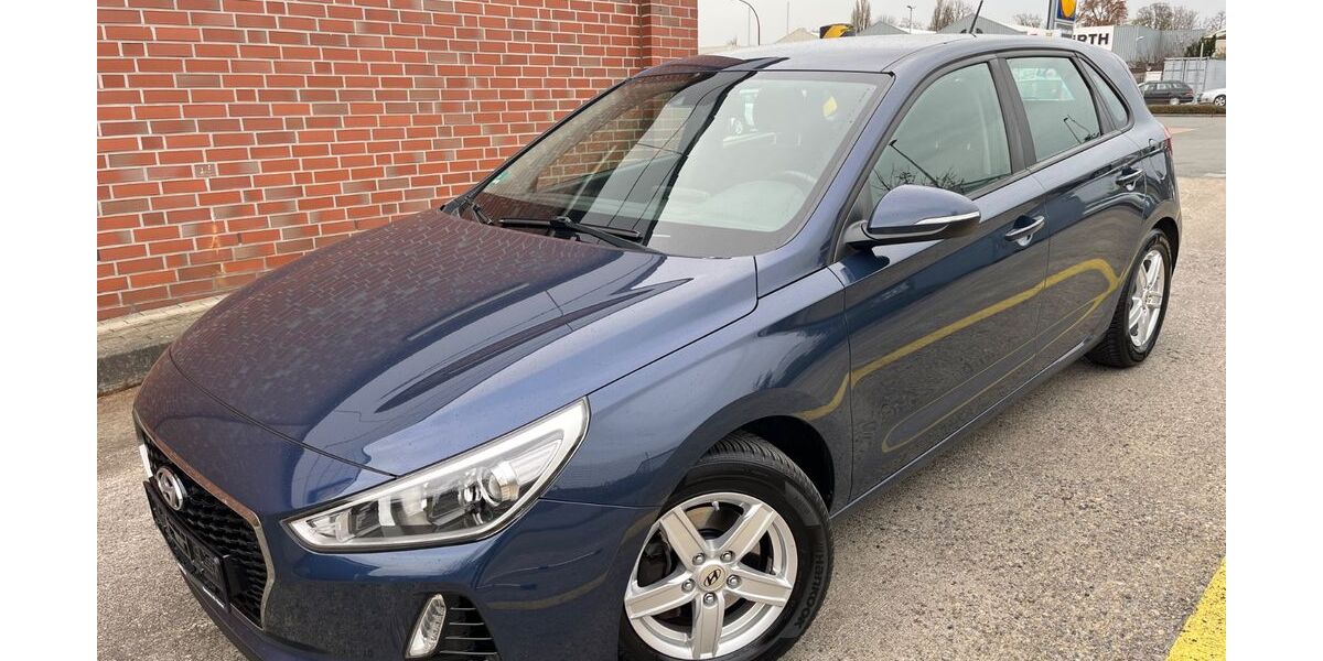 Hyundai i30 145.000 km 8.999 &euro; Herne 44629