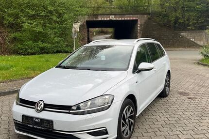 VW Golf 246.000 km 5.690 &euro; Wetter Ruhr 58300