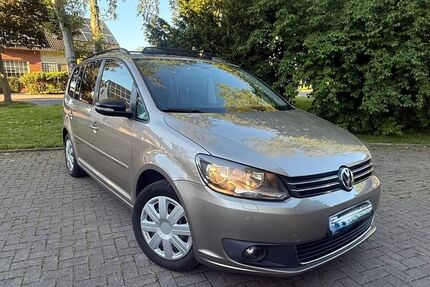 VW Touran 129.700 km 10.900 &euro; Lüdinghausen 59348