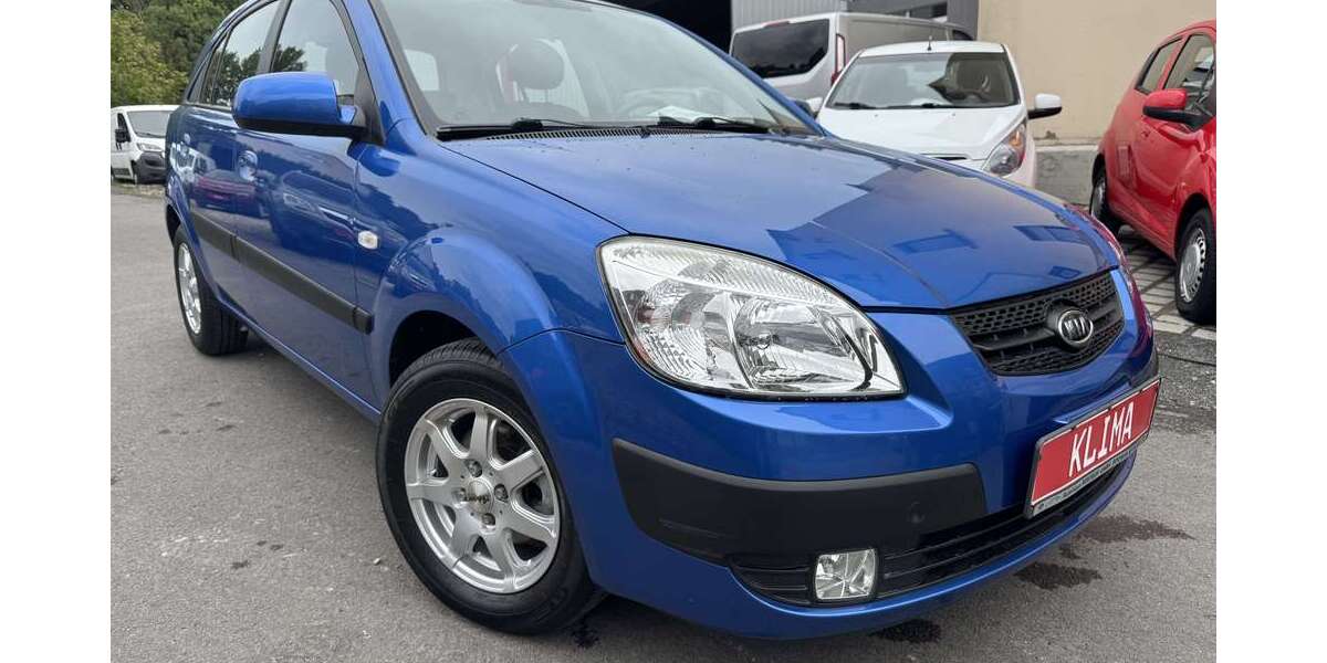 Kia Rio 131.000 km 3.699 &euro; Dortmund 44388