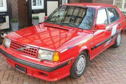 Volvo 360 154.400 km 7.990 &euro; Selm/Bork 59379