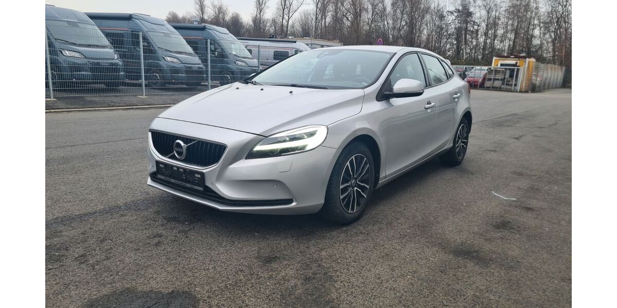 Volvo V40 85.787 km 13.490 &euro; Essen 45309