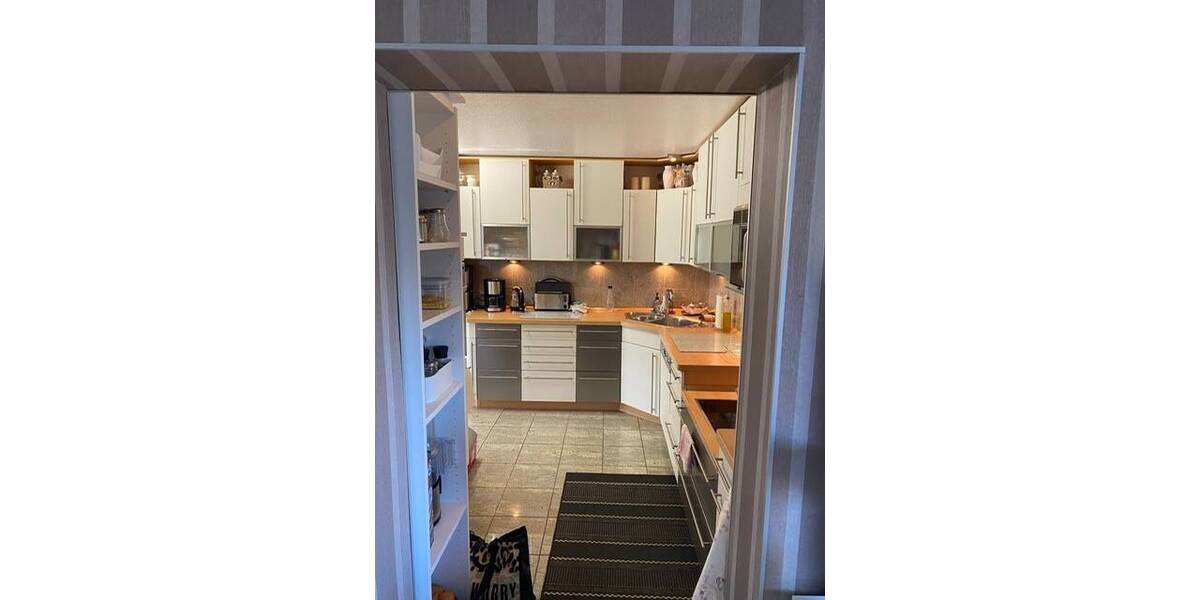 Etagenwohnung Gelsenkirchen Rotthausen - 5 Zimmer, 126 m&sup2;, 225.000&euro; | Angebot:26153990