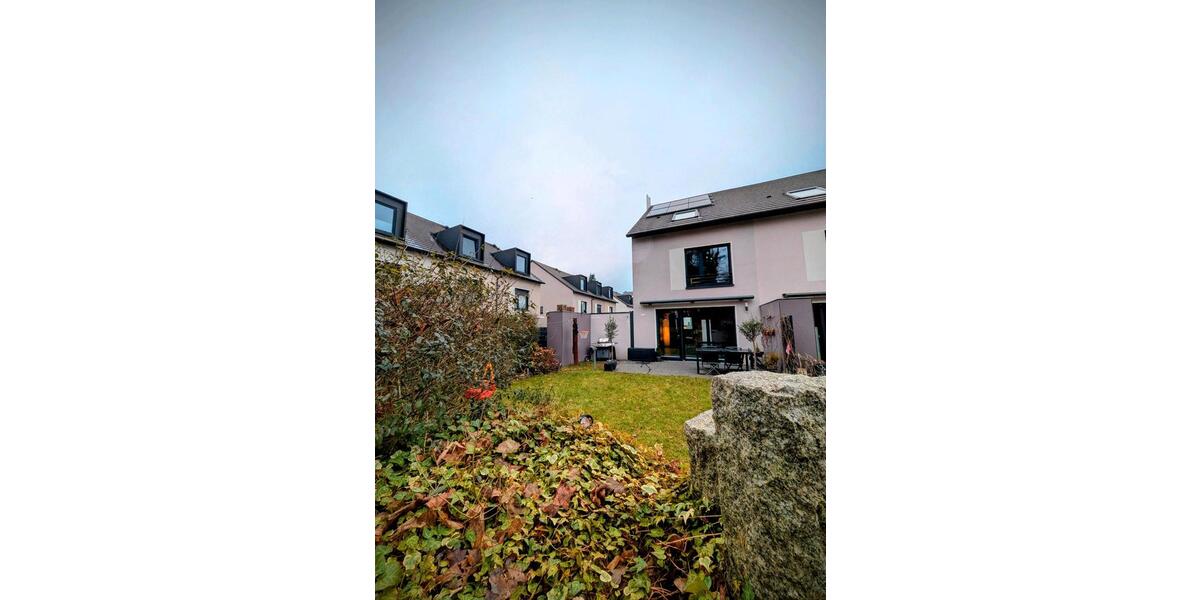 Reihenhaus Recklinghausen König Ludwig - 5.5 Zimmer, 145 m&sup2;, 475.000&euro; | Angebot:24681005