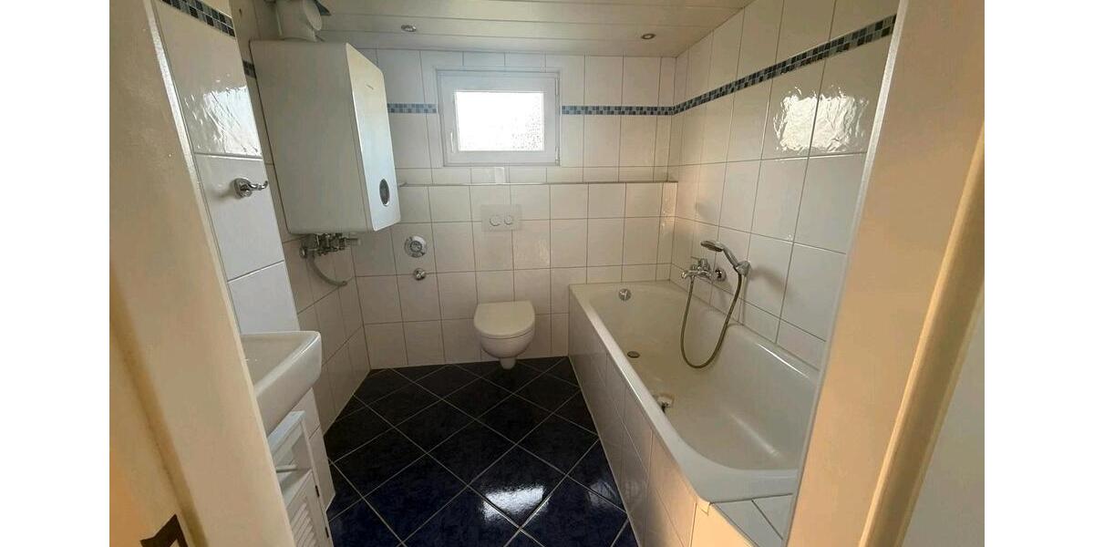 Dachgeschoßwohnung Witten Heven - 3 Zimmer, 70 m&sup2;, 630&euro; | Angebot:26532757