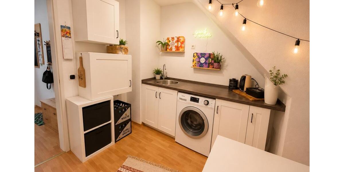 Dachgeschoßwohnung Essen Stadtbezirk IV - 2 Zimmer, 60 m&sup2;, 110.000&euro; | Angebot:26754334