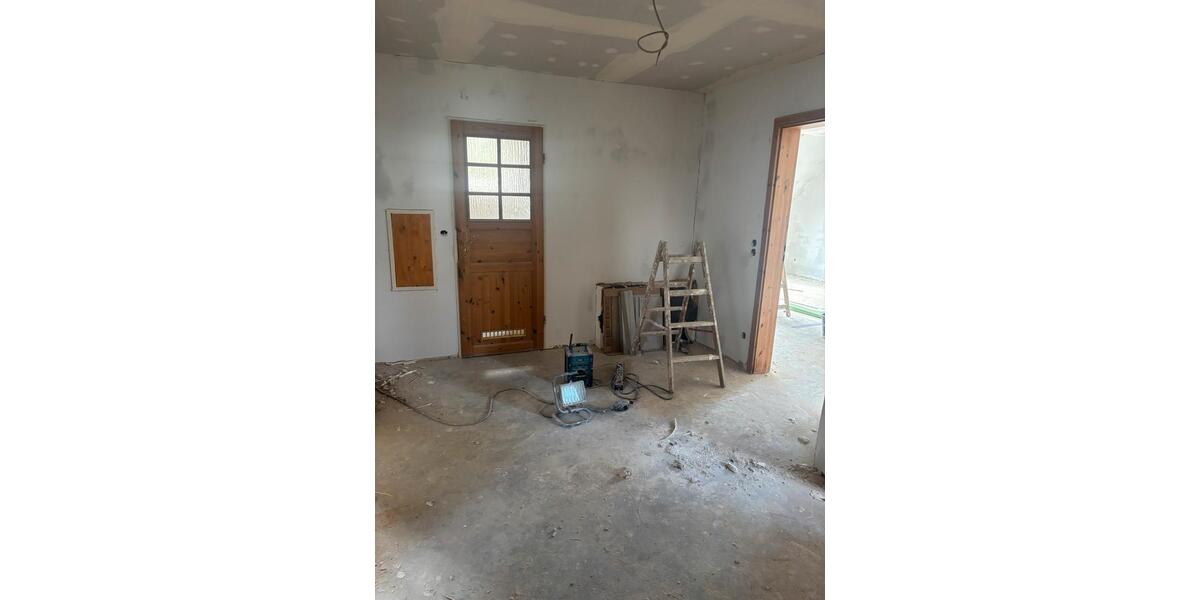 Dachgeschoßwohnung Dortmund Brackel - 4 Zimmer, 98 m&sup2;, 1.400&euro; | Angebot:25933027