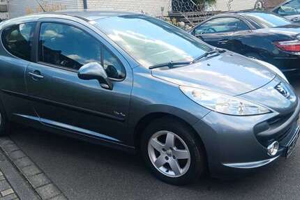 Peugeot 207 134.600 km 2.450 &euro; Herten 45699