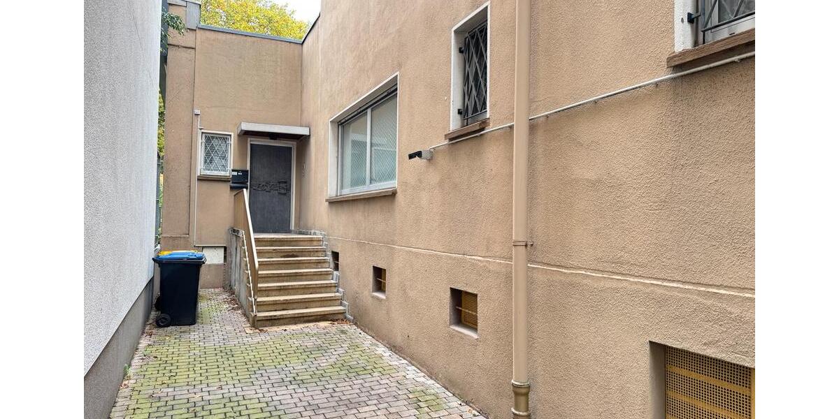 Erdgeschoßwohnung Dortmund - 6 Zimmer, 160 m&sup2;, 1.760&euro; | Angebot:25979667