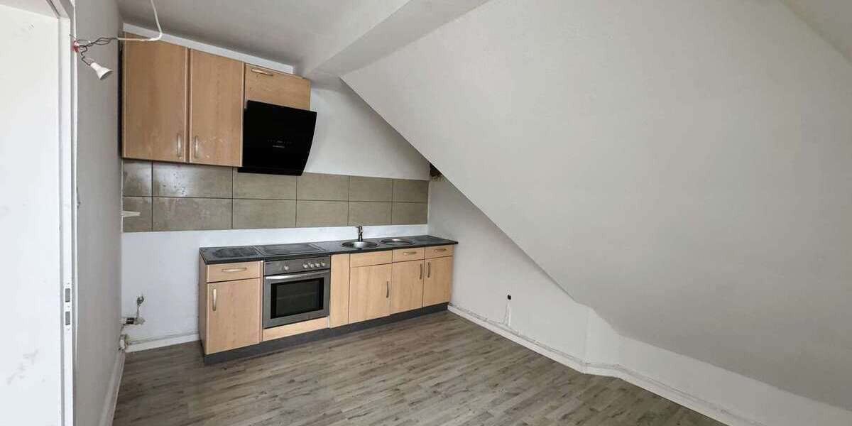 Großzügige, renovierte 5-Zimmer-Dachgeschosswohnung in Bochum-Wattenscheid – perfekt für Familien - Etagenwohnung Bochum Günnigfeld | Angebot:26193832