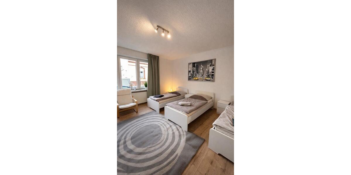 Etagenwohnung Essen Stadtbezirk VII - 1 Zimmer, 40 m&sup2;, 69&euro; | Angebot:25989234