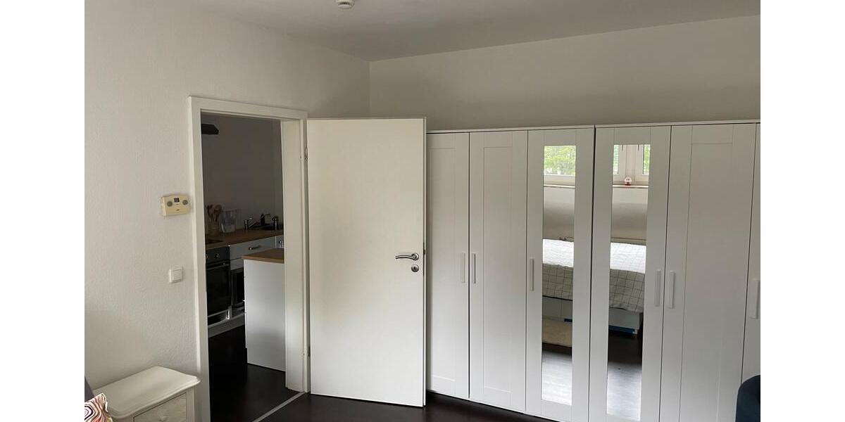 Dachgeschoßwohnung Essen Stadtbezirk II - 2 Zimmer, 40 m&sup2;, 550&euro; | Angebot:26033818