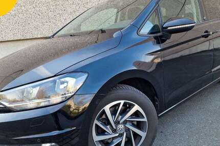 VW Touran 128.680 km 13.990 &euro; Dortmund 44379
