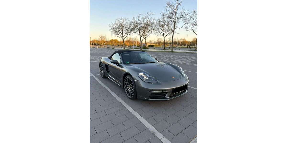 Porsche Boxster 7.200 km 73.890 &euro; Marl 45770