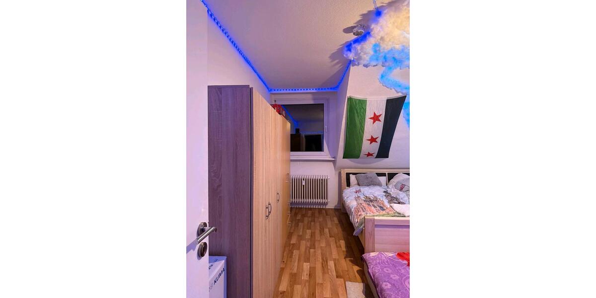 Dachgeschoßwohnung Hagen Hagen-Mitte - 3 Zimmer, 63 m&sup2;, 320&euro; | Angebot:26693923