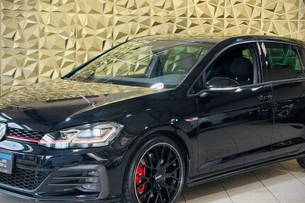 VW Golf 59.800 km 22.999 &euro; Essen 45326