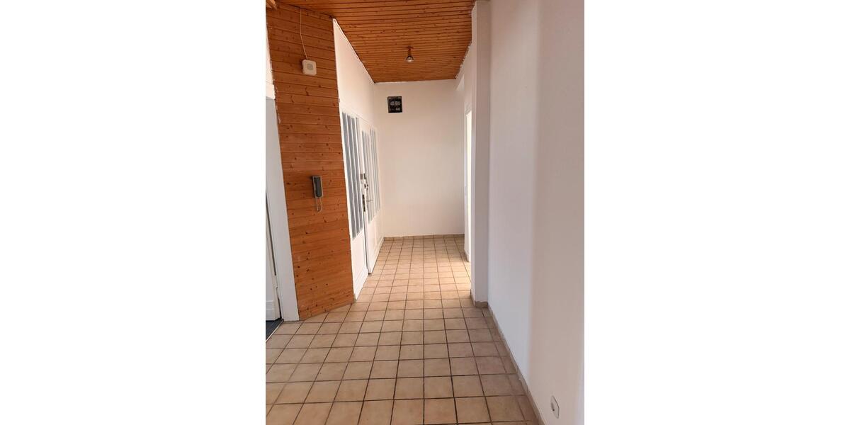 Mehrfamilienhaus, Wohnhaus Hagen Hagen-Mitte - 15 Zimmer, 400 m&sup2;, 405.000&euro; | Angebot:26230091