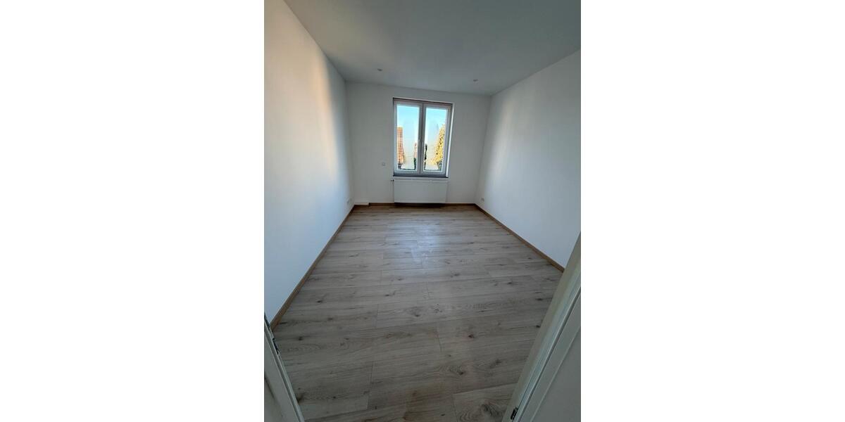 Etagenwohnung Dortmund Hombruch - 4 Zimmer, 113 m&sup2;, 1.250&euro; | Angebot:25649467