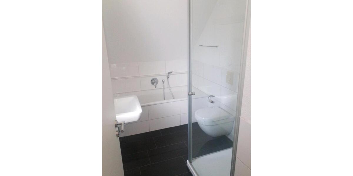 Etagenwohnung Gelsenkirchen Erle - 2 Zimmer, 81 m&sup2;, 780&euro; | Angebot:26670826