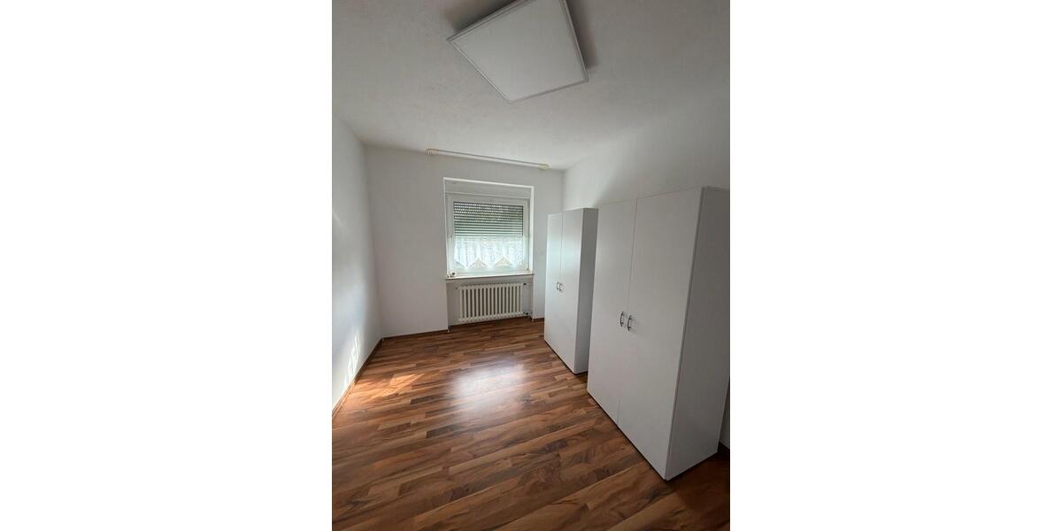 Etagenwohnung Dortmund Scharnhorst - 3 Zimmer, 73 m&sup2;, 1.150&euro; | Angebot:25986194