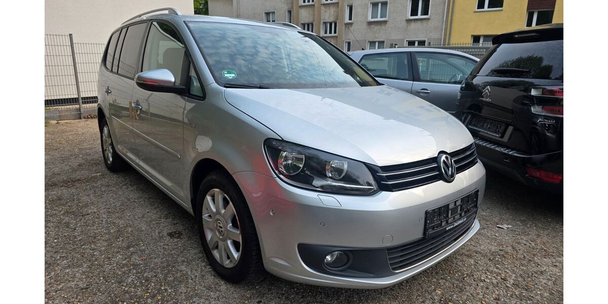 VW Touran 171.000 km 10.400 &euro; Essen 45144