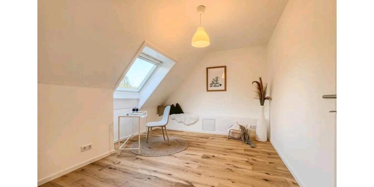 Dachgeschoßwohnung Dortmund Hombruch - 3.5 Zimmer, 115 m&sup2;, 299.000&euro; | Angebot:26114655