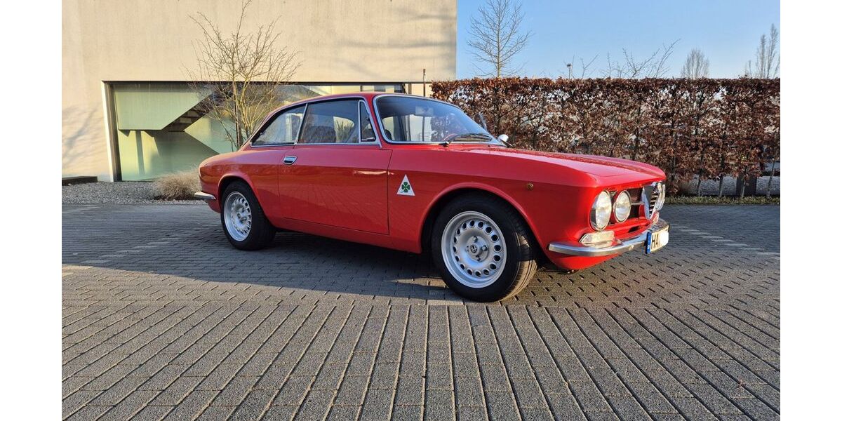 Alfa Romeo GT 64.162 km 32.700 &euro; Hagen 58099