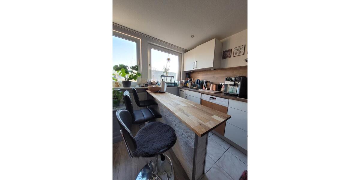 Dachgeschoßwohnung Essen Stadtbezirk VIII - 2 Zimmer, 60 m&sup2;, 540&euro; | Angebot:25408527