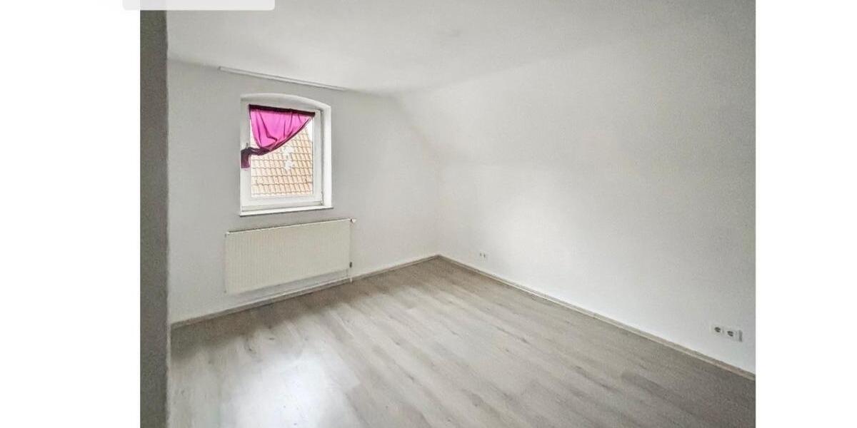 Dachgeschoßwohnung Herne Wanne - 2.5 Zimmer, 47 m&sup2;, 490&euro; | Angebot:26492782
