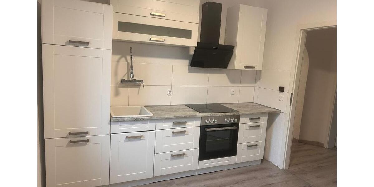 Etagenwohnung Gelsenkirchen Ückendorf - 2 Zimmer, 77 m&sup2;, 600&euro; | Angebot:25308380