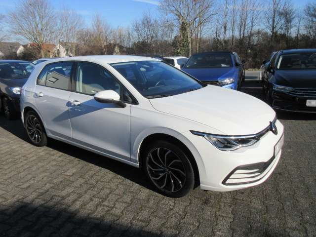 VW Golf Life 1.0 eTSI DSG NAVI AHK ACC ALU APS LED SI 62.980 km 20.988 &euro; Bergkamen 59192