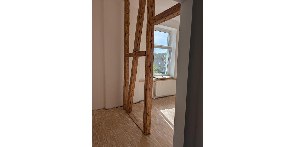 Dachgeschoßwohnung Kamen - 4 Zimmer, 83 m&sup2;, 790&euro; | Angebot:26407234