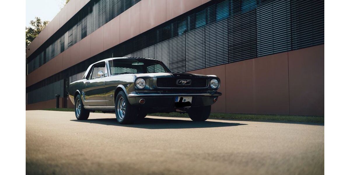 Ford Mustang 123.000 km 28.000 &euro; Essen 45327