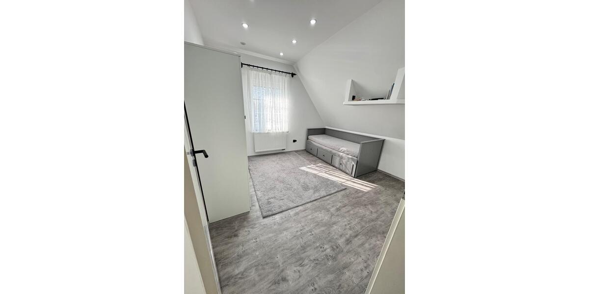 Reihenhaus Gladbeck Alt-Rentfort - 5 Zimmer, 115 m&sup2;, 400.000&euro; | Angebot:26214368