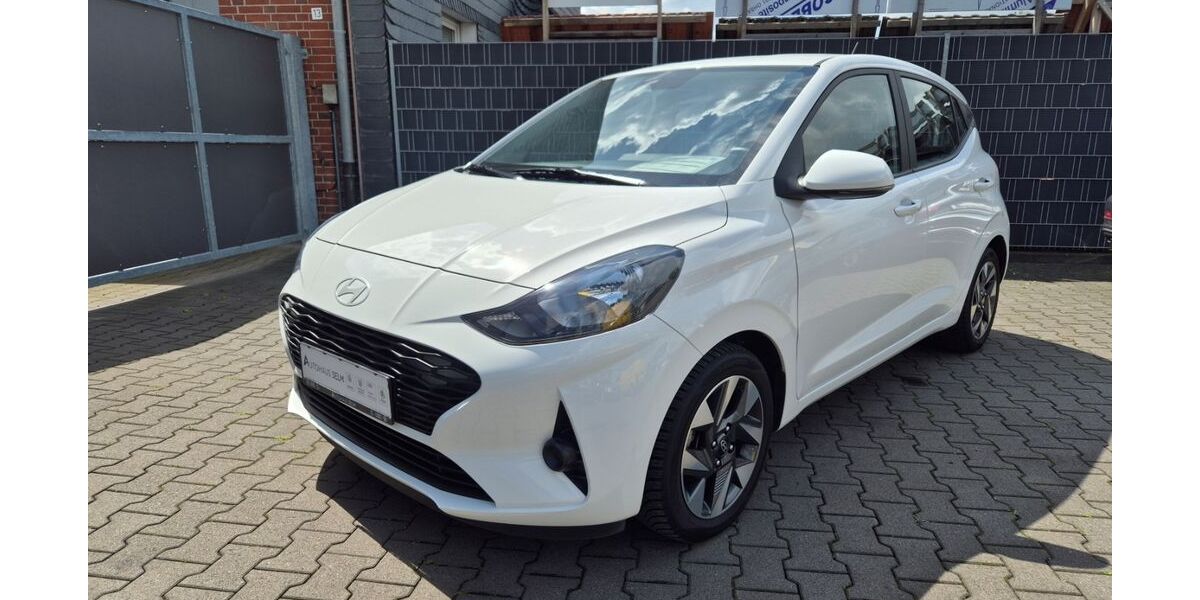 Hyundai i10 44.489 km 11.990 &euro; Selm 59379
