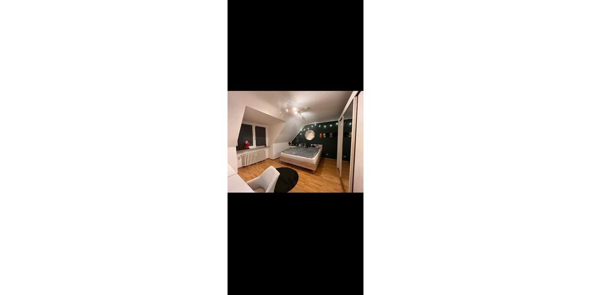 Dachgeschoßwohnung Essen Stadtbezirk IV - 2 Zimmer, 60 m&sup2;, 112.000&euro; | Angebot:26153514