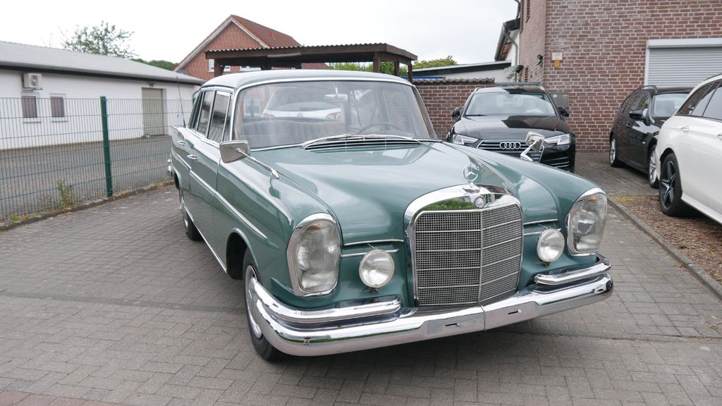 Mercedes-Benz 220 13.140 km 18.990 &euro; Selm 59379