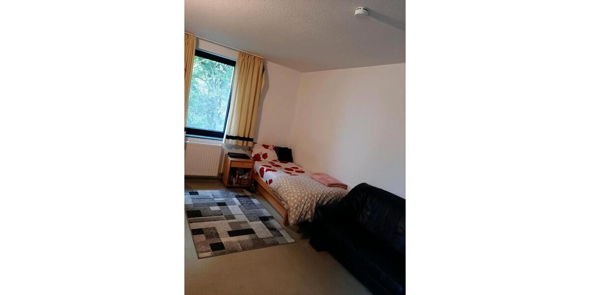 Etagenwohnung Essen Stadtbezirk VI - 1 Zimmer, 28 m&sup2;, 370&euro; | Angebot:25330956