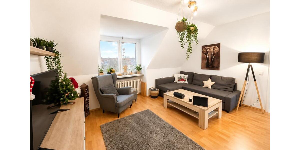 Dachgeschoßwohnung Essen Stadtbezirk IV - 2 Zimmer, 60 m&sup2;, 110.000&euro; | Angebot:26754334