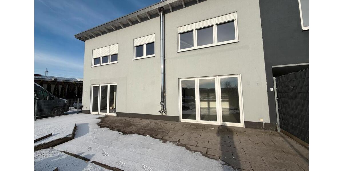 Gewerbeobjekt Holzwickede - 1.500&euro; | Angebot:24468594